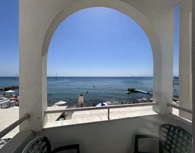 1 BEDROOM APARTMENT – SEA VIEW